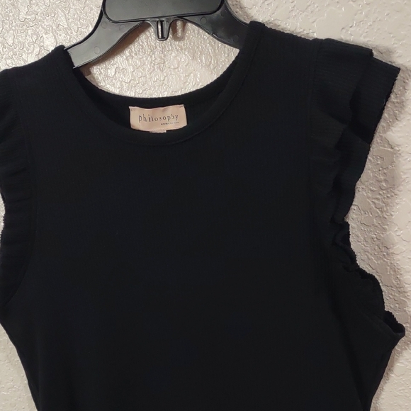 Philosophy Black Sleeveless Top - Picture 4 of 15